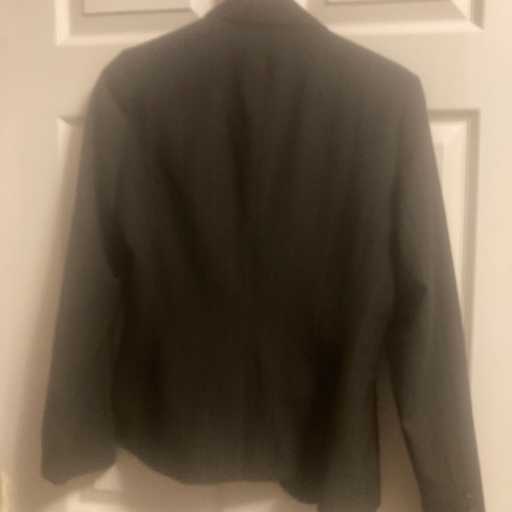 Suit jacket - Picture 2 of 3